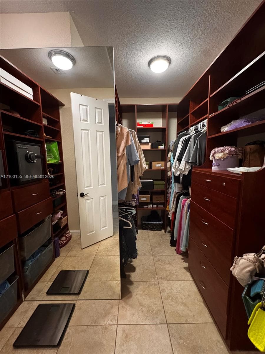 876 W Spinnaker Dr W photo 24