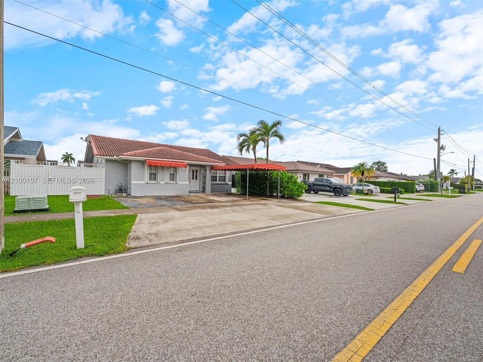 1280 SW 142nd Ave photo 33