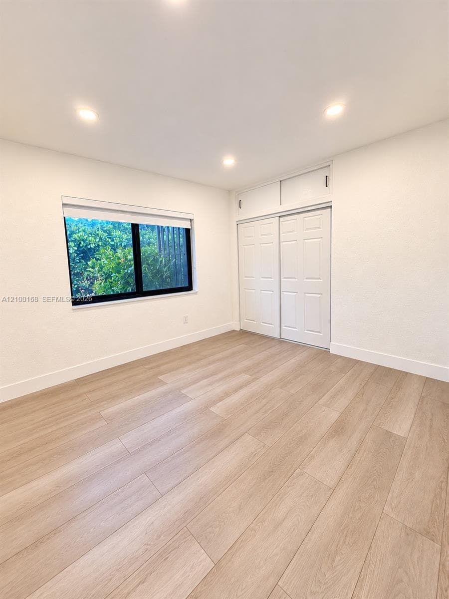 SUNSHINE MANOR · #1 in Miami - Photo 5