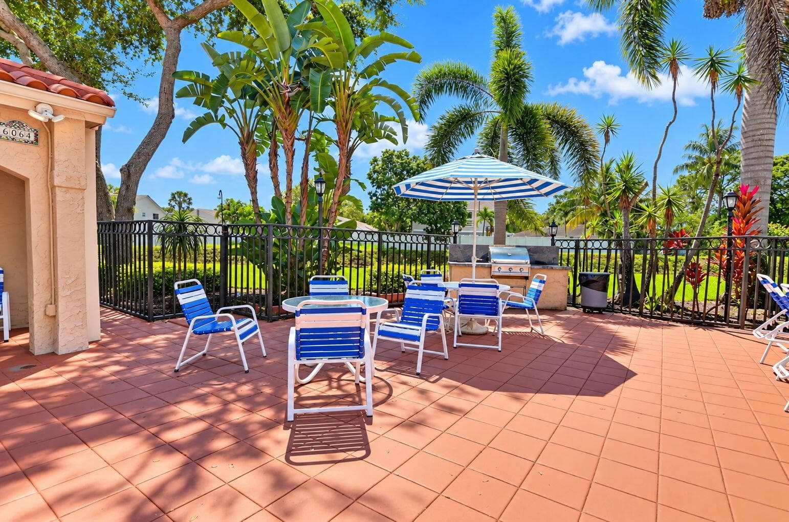 52-web-or-mls-Sunny South Florida Poolsi