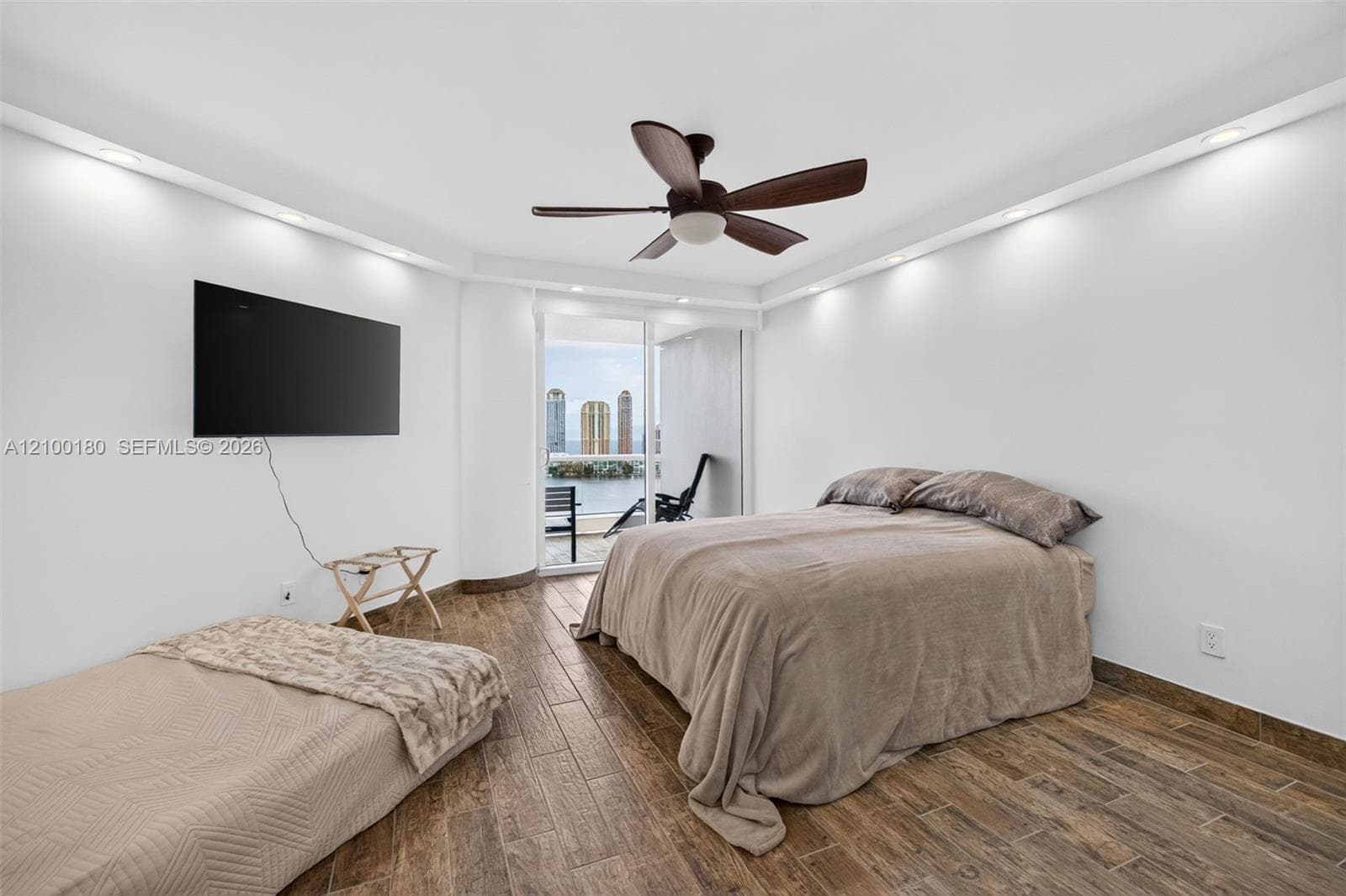 2000 Williams Island · #2409-2410 in Aventura - Photo 45