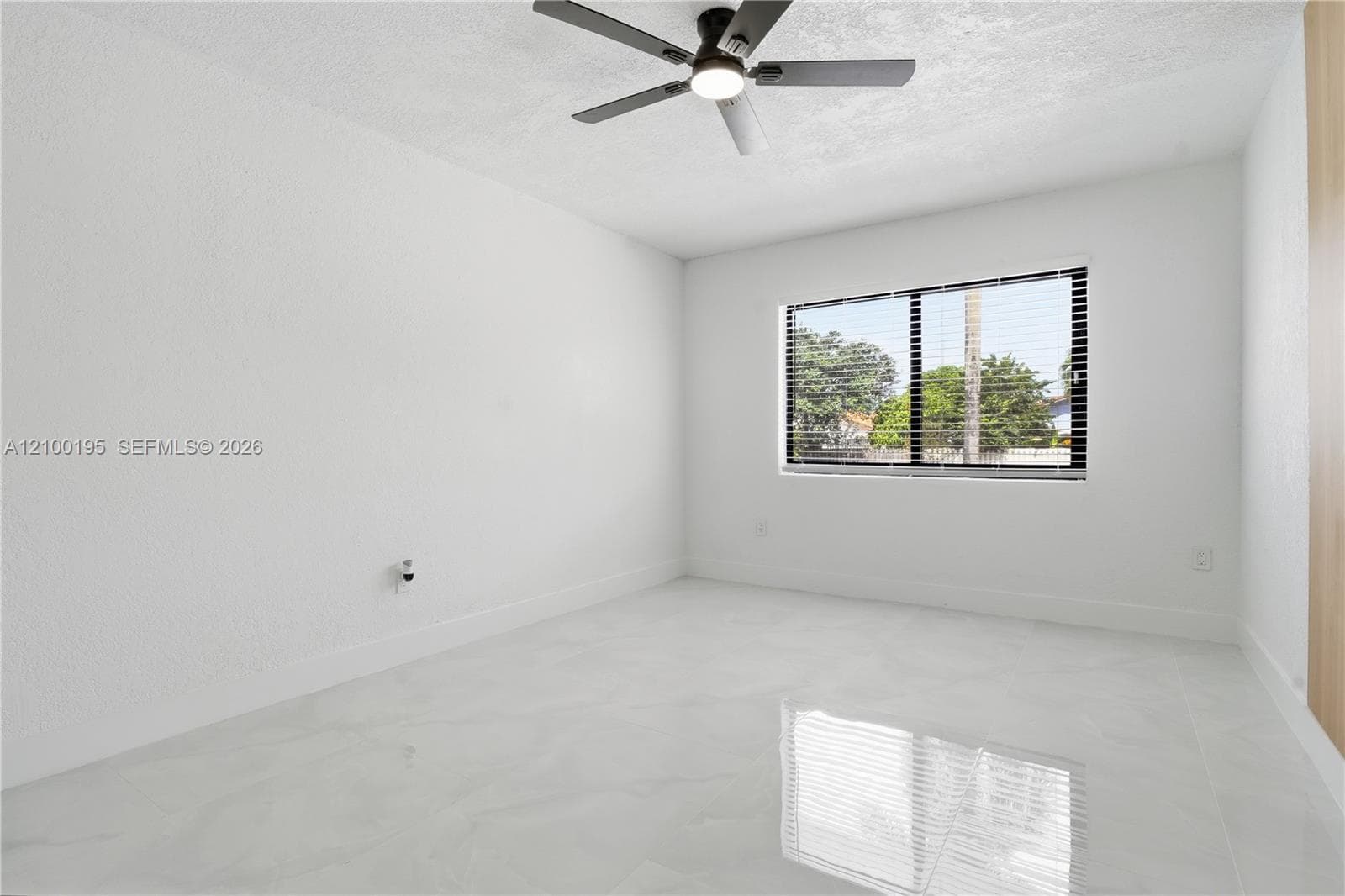 10830 SW 160th St photo 28
