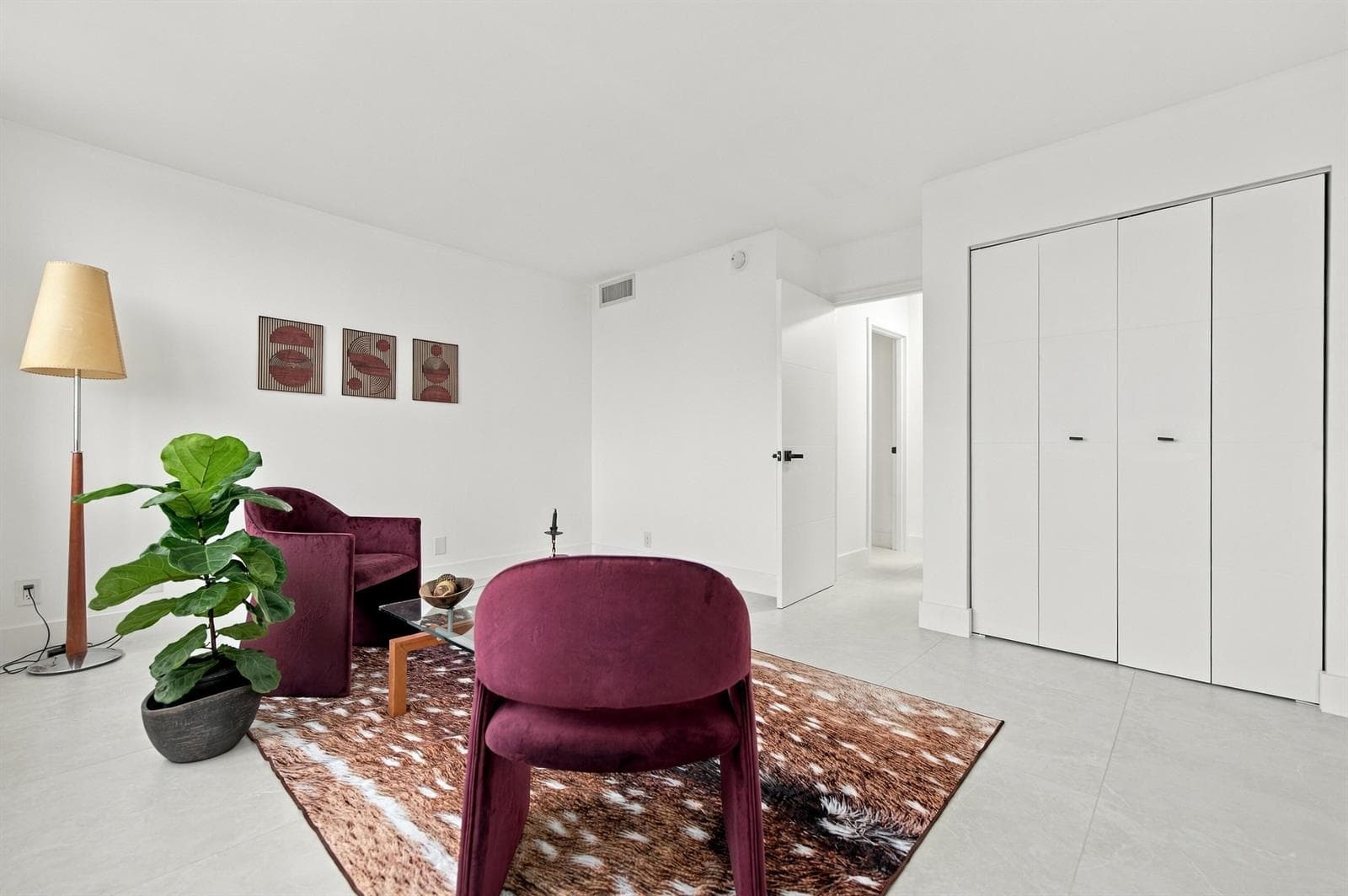 second bedroom