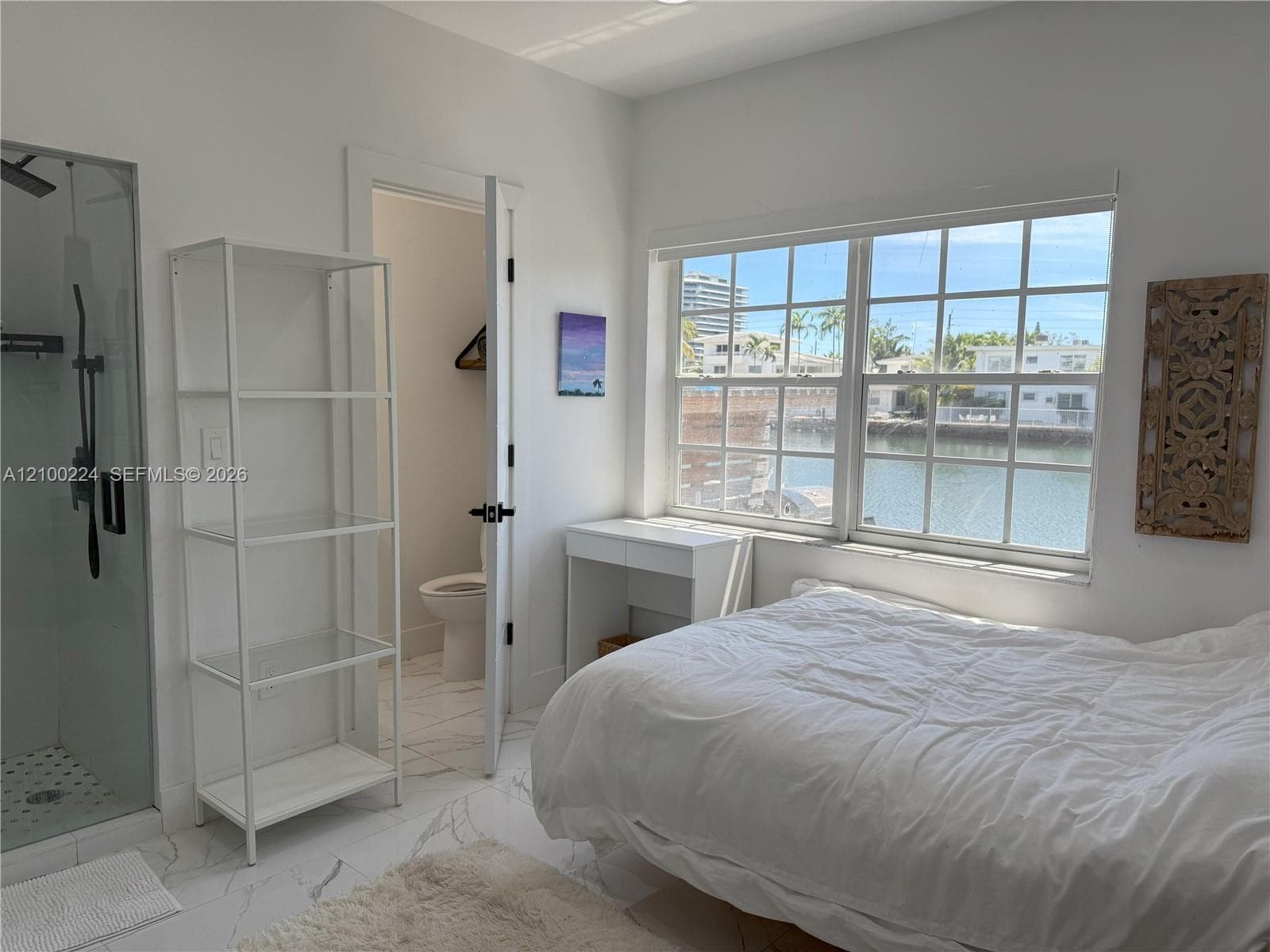 8401 Crespi Blvd #1 photo 12