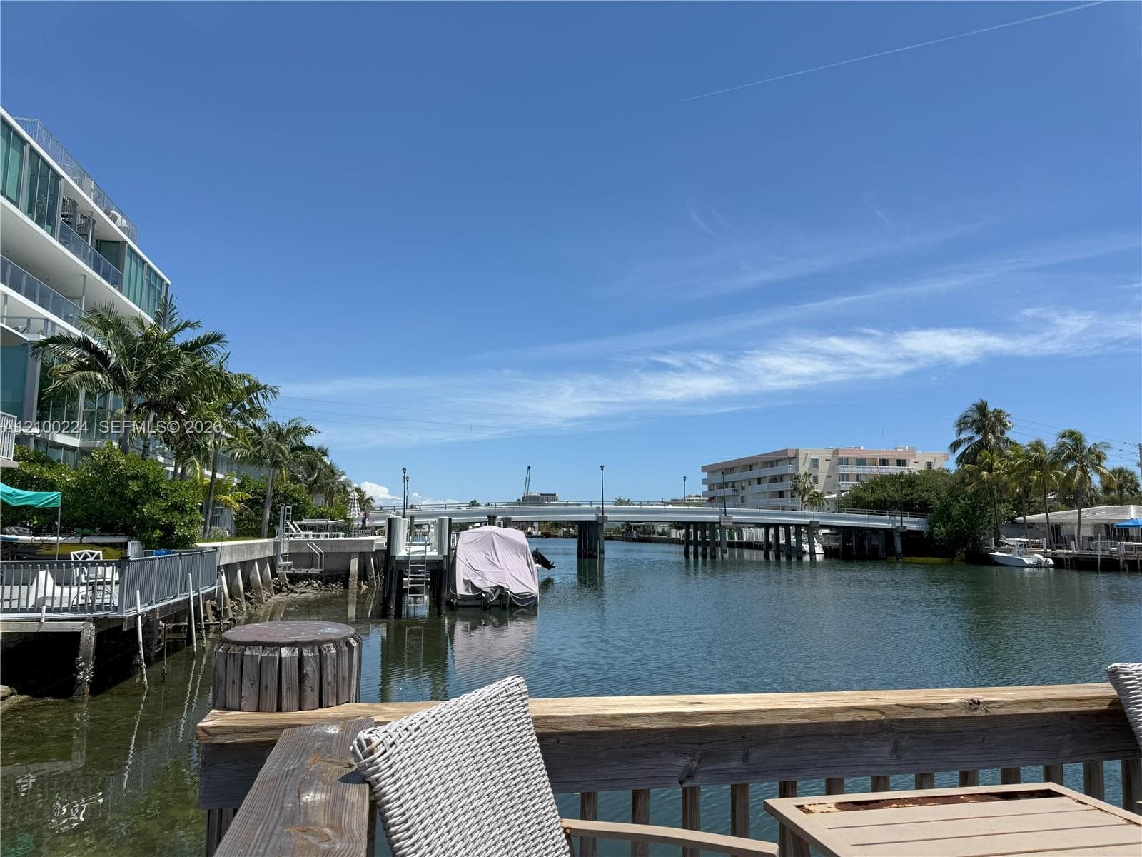 8401 Crespi Blvd #1 photo 30