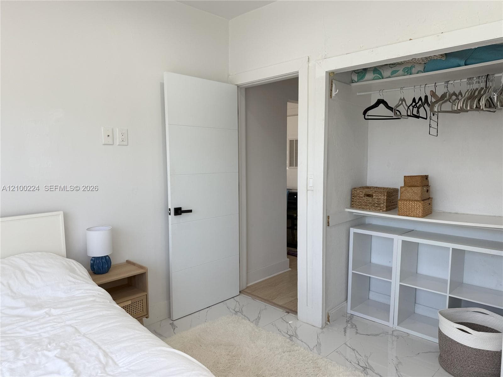 8401 Crespi Blvd #1 photo 15