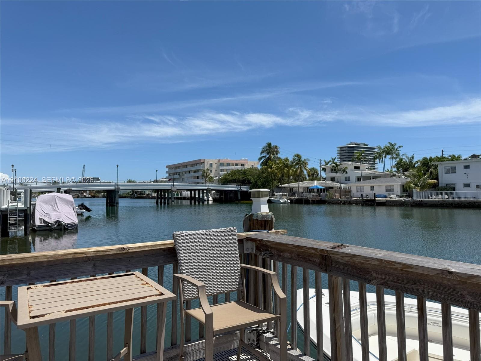 8401 Crespi Blvd #1 photo 29