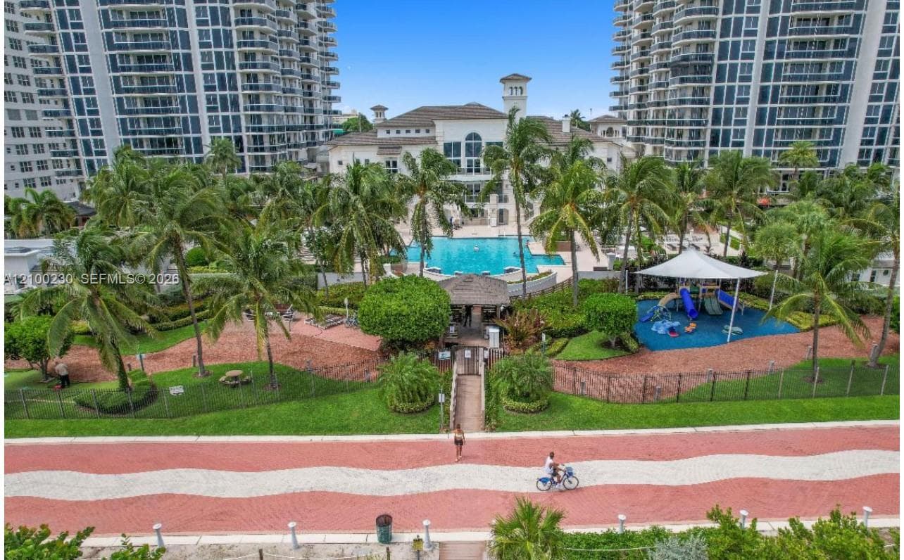 Blue Diamond · #401 in Miami Beach - Photo 19