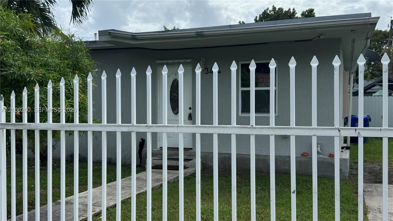 3414 SW 25 photo 4