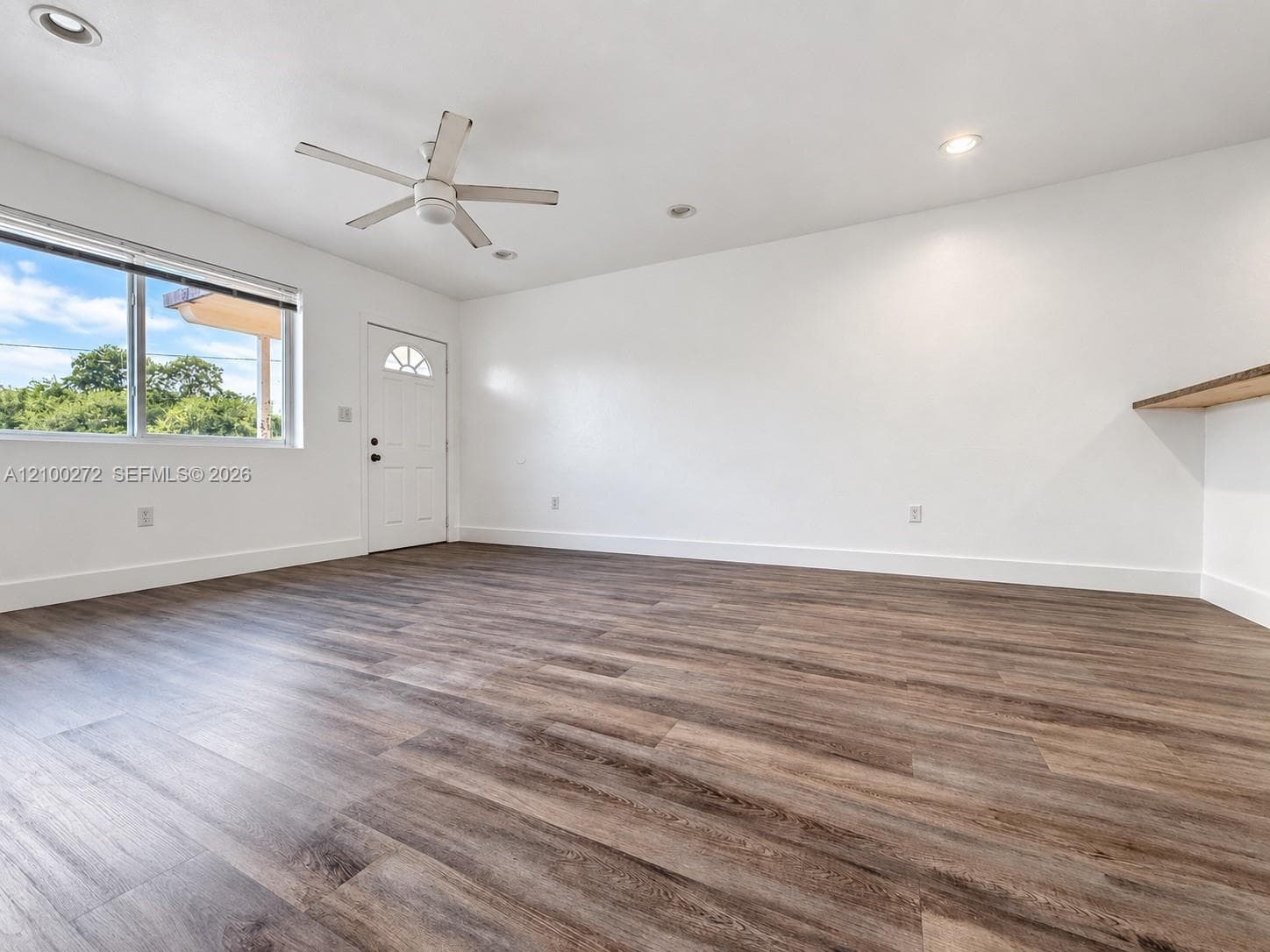 COMMERCIAL CENTER · #1 in Miami - Photo 22