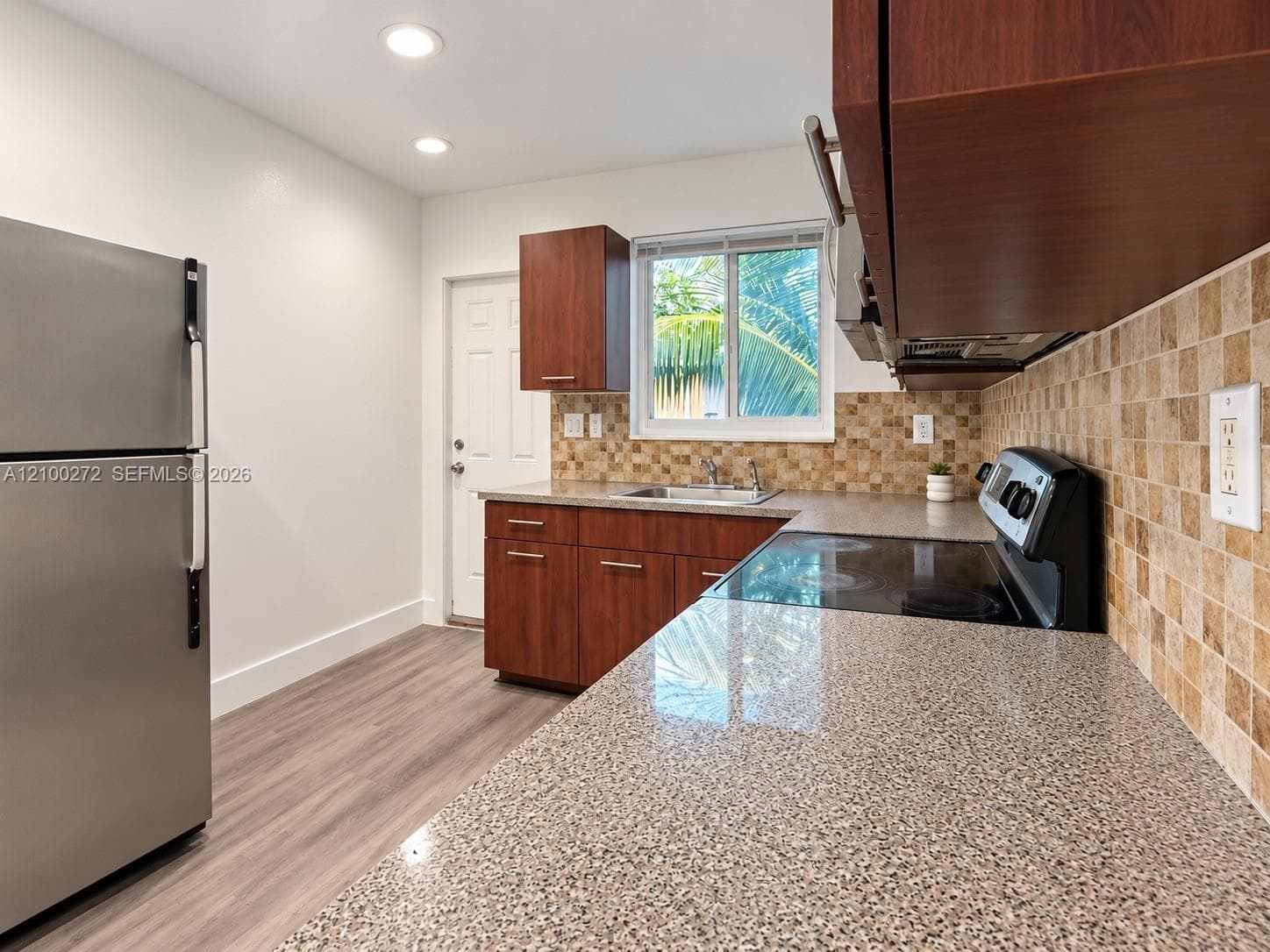 COMMERCIAL CENTER · #1 in Miami - Photo 9