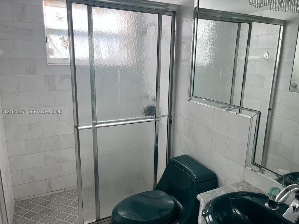 APRIL SONG CONDO · #115 in Hallandale Beach - Photo 19