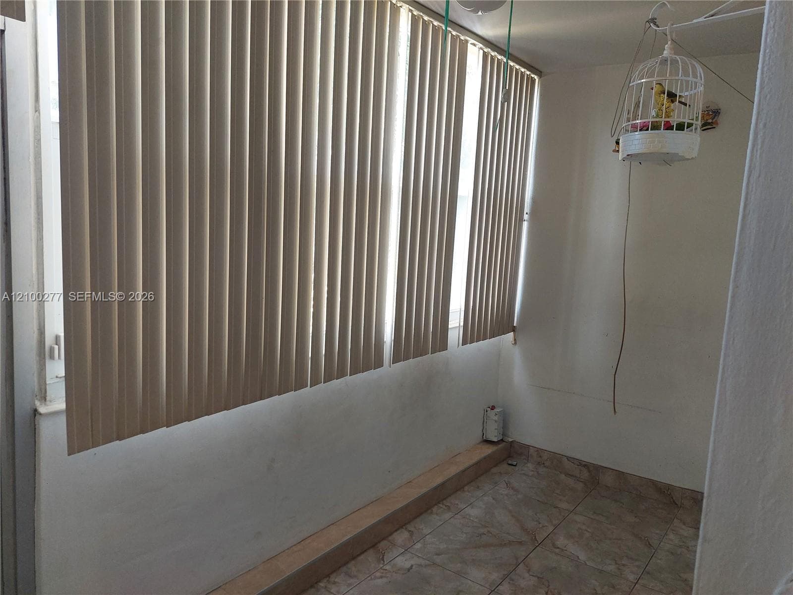 APRIL SONG CONDO · #115 in Hallandale Beach - Photo 29