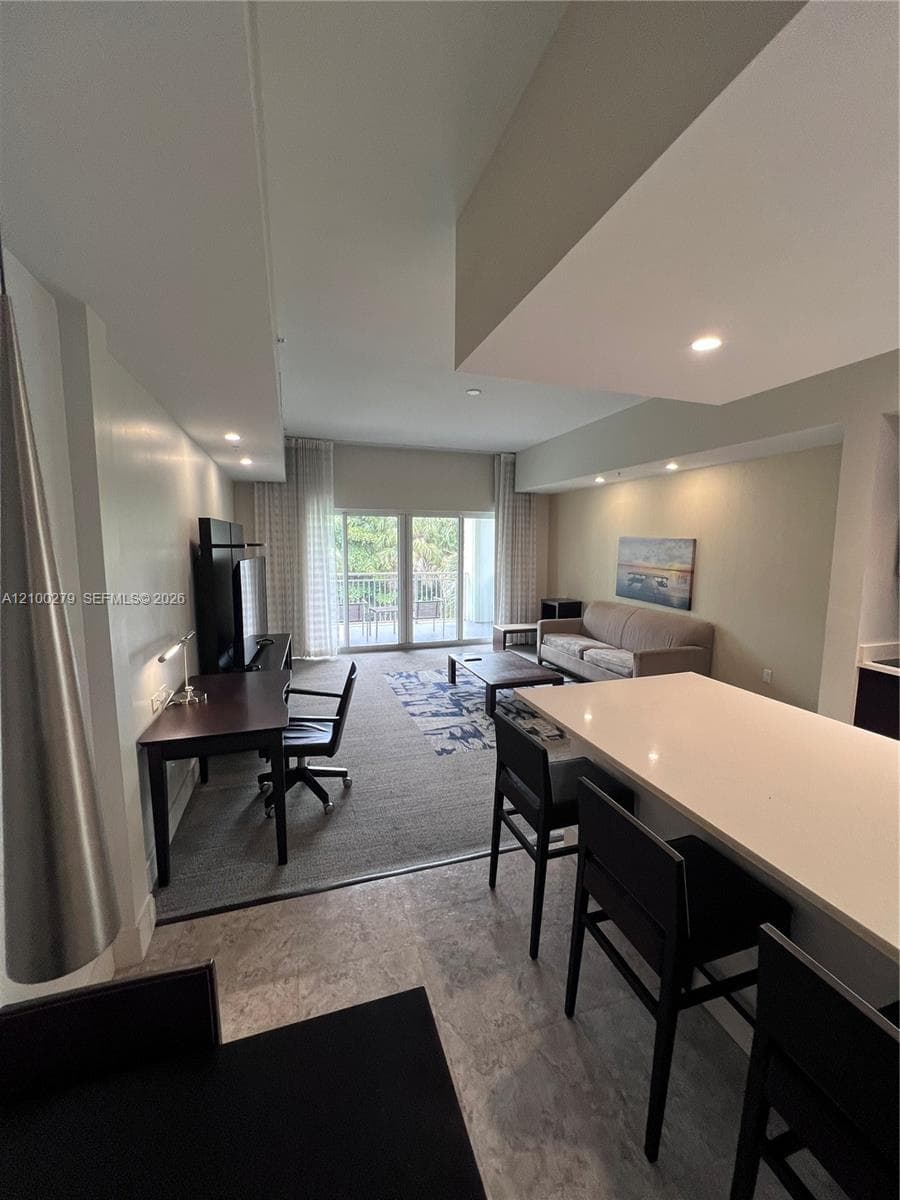 blue provident · #916 in Doral - Photo 5