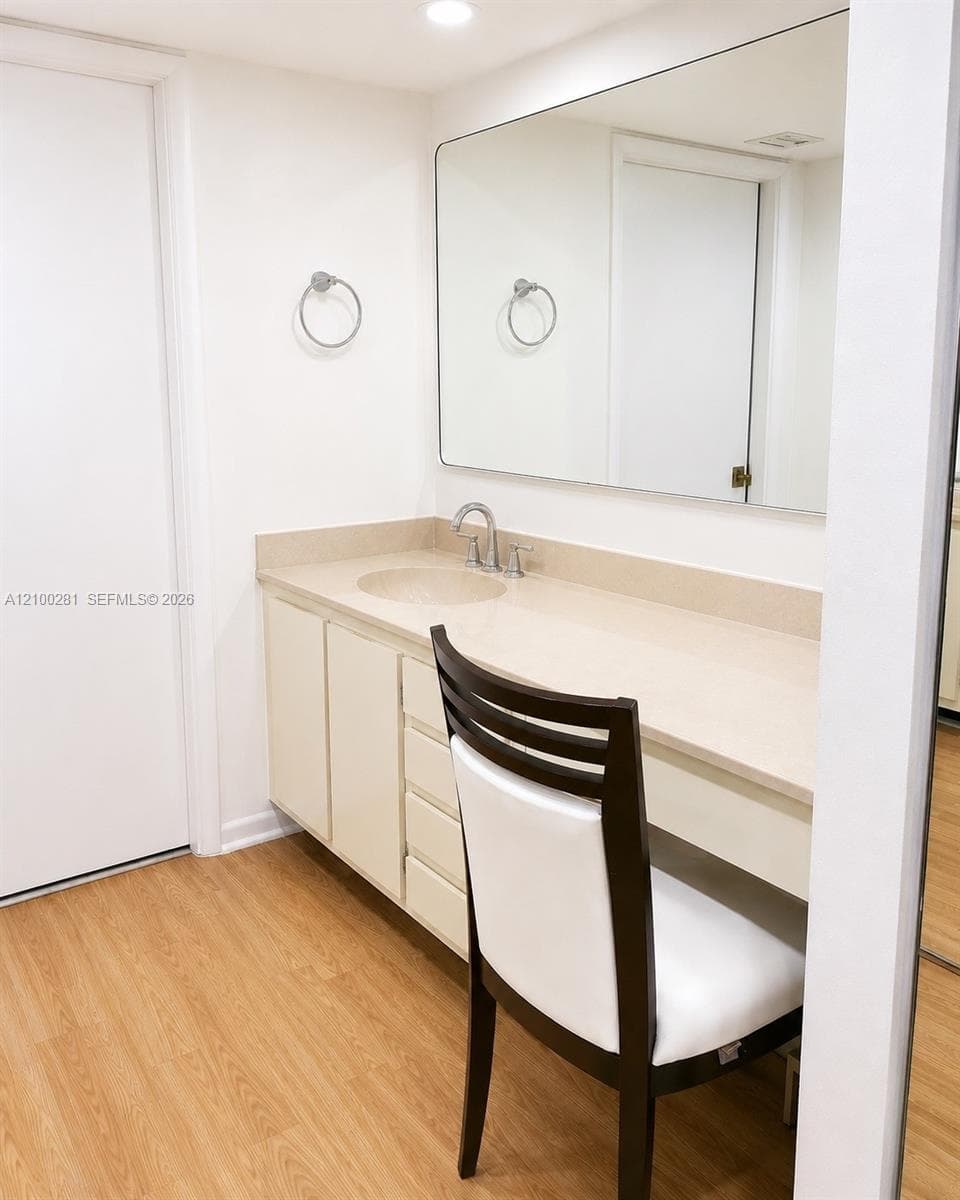 CASPER HOUSE · #305 in Doral - Photo 6