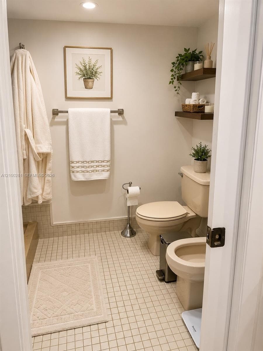 CASPER HOUSE · #305 in Doral - Photo 8