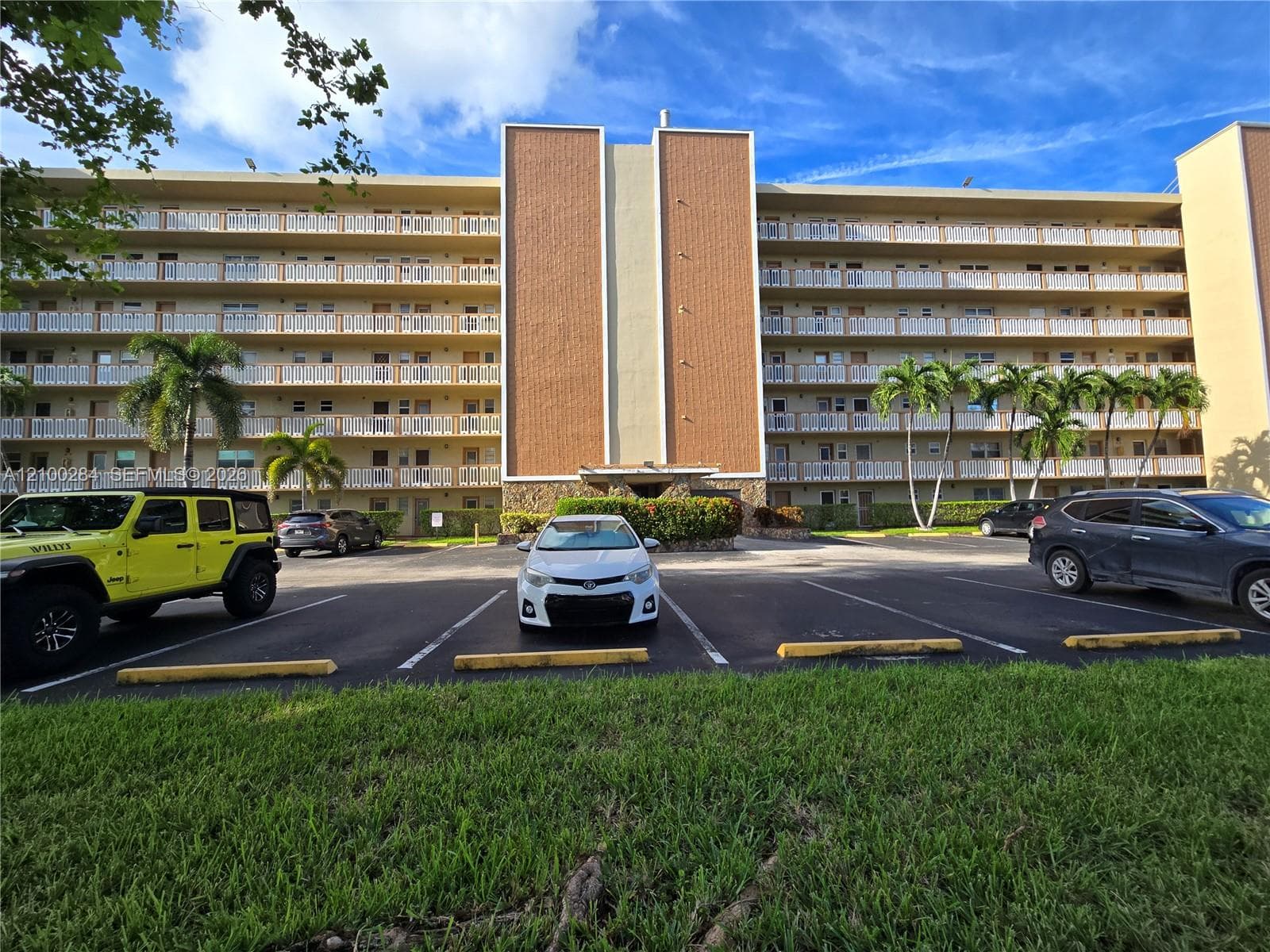 MEADOWBROOK CONDO APTS BL · #608 in Hallandale Beach - Photo 7
