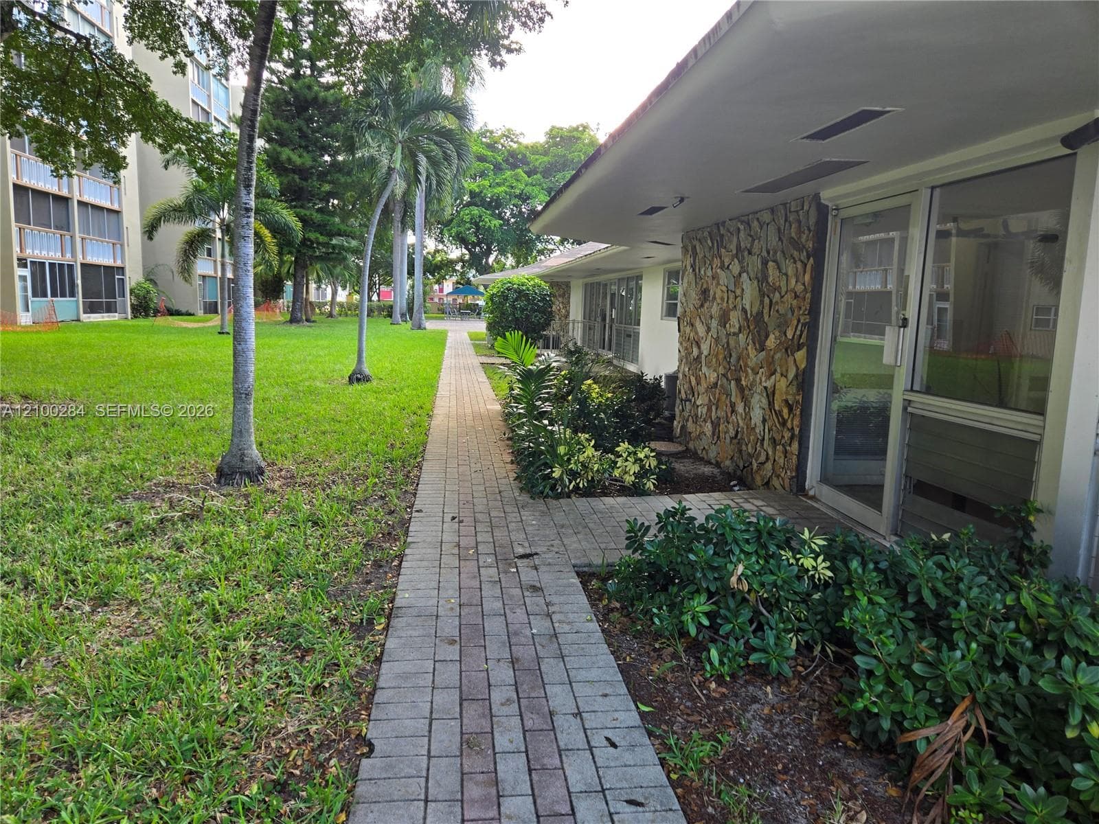 MEADOWBROOK CONDO APTS BL · #608 in Hallandale Beach - Photo 10