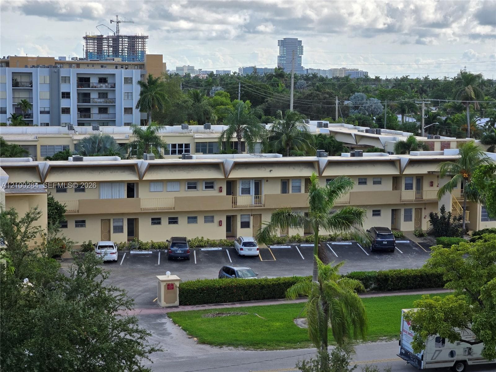 MEADOWBROOK CONDO APTS BL · #608 in Hallandale Beach - Photo 15