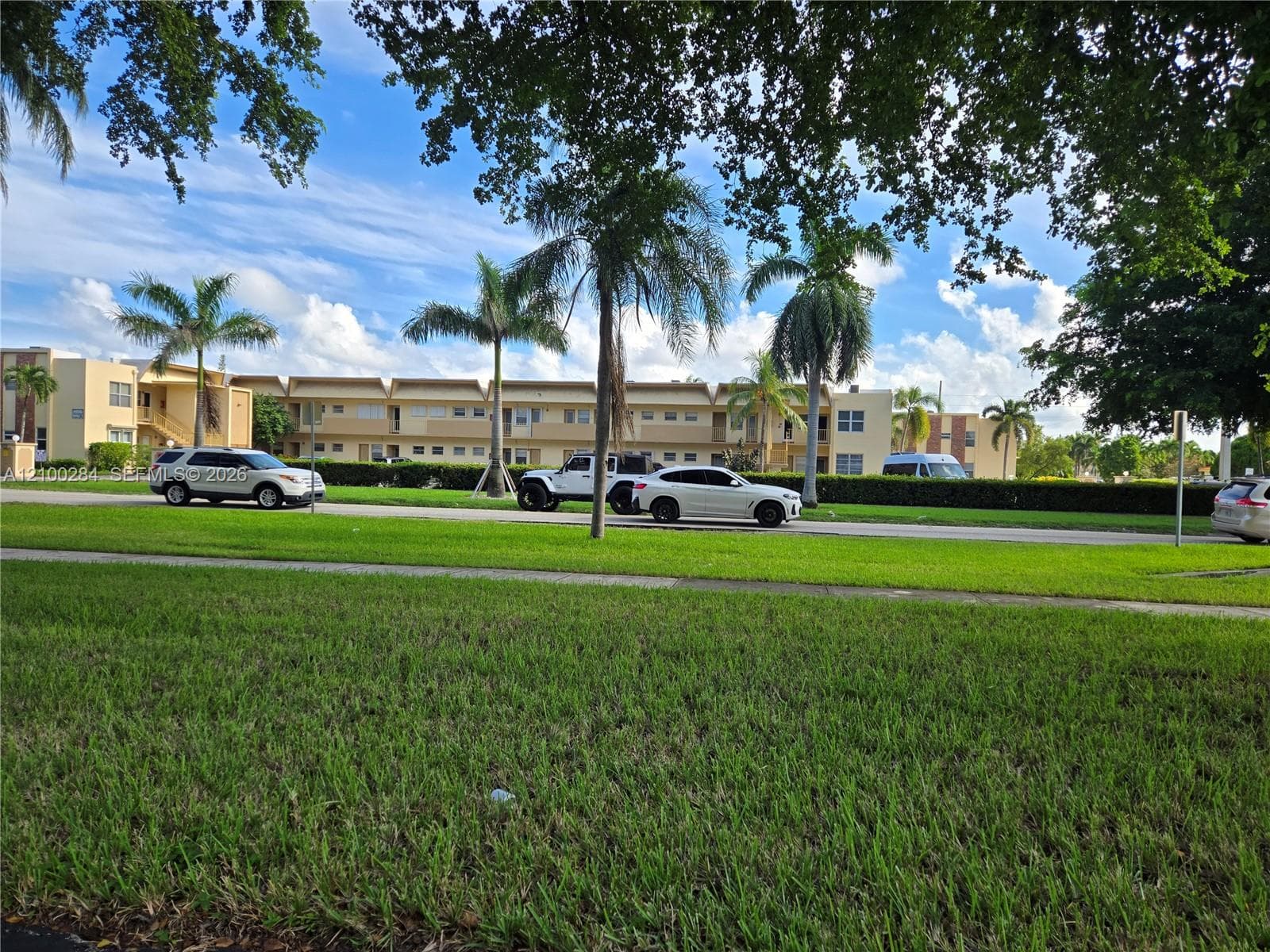 MEADOWBROOK CONDO APTS BL · #608 in Hallandale Beach - Photo 21