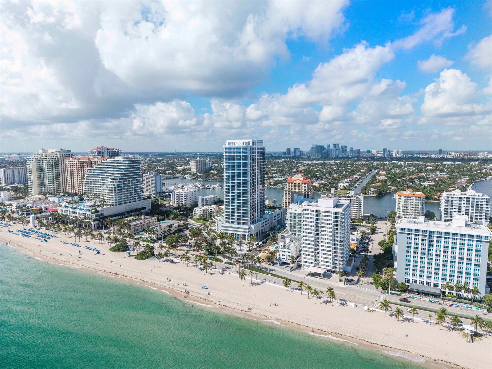151 N Seabreeze Blvd u1703_016