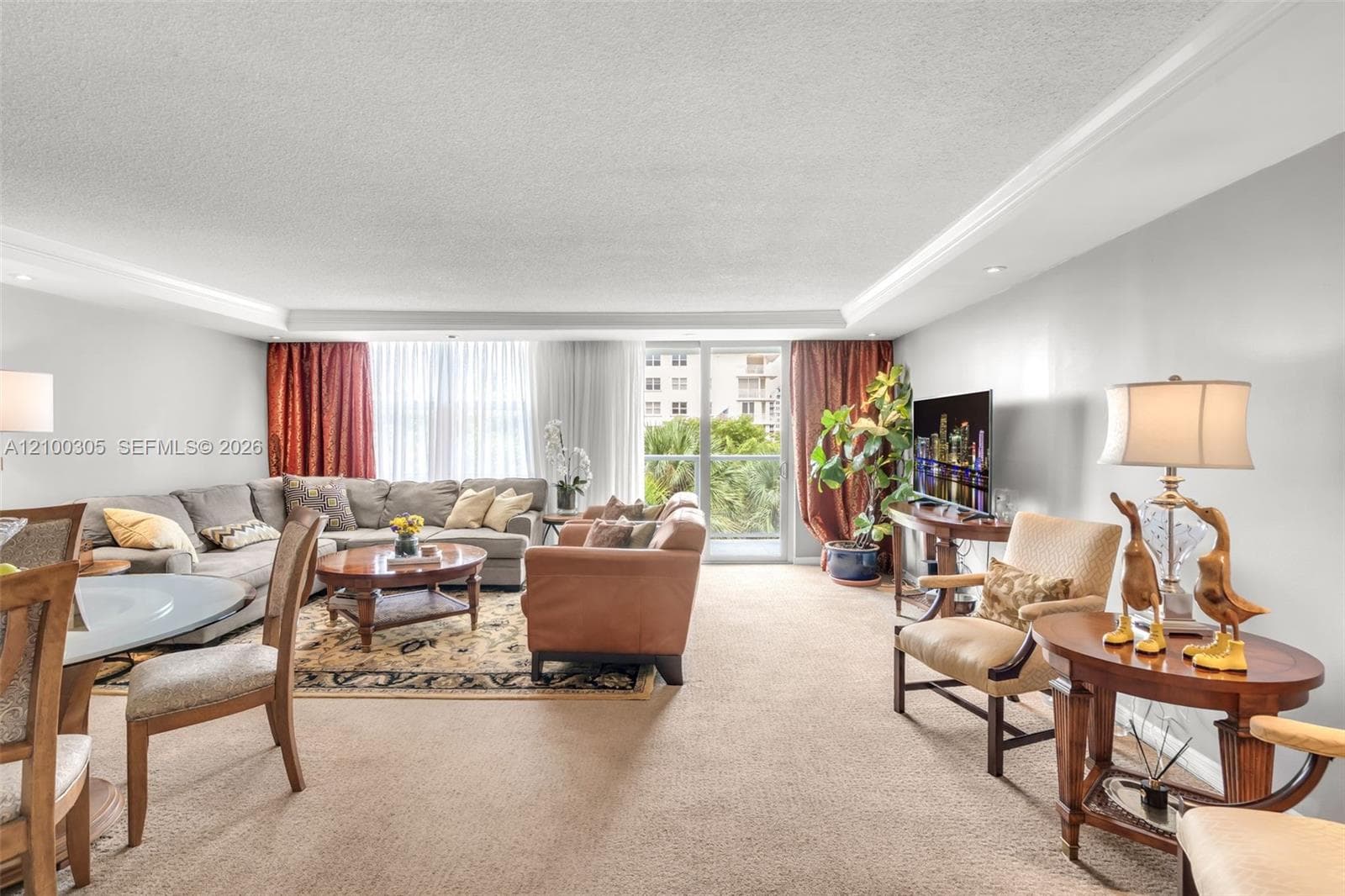 10000 Plaza · #401 in Bay Harbor Islands - Photo 2