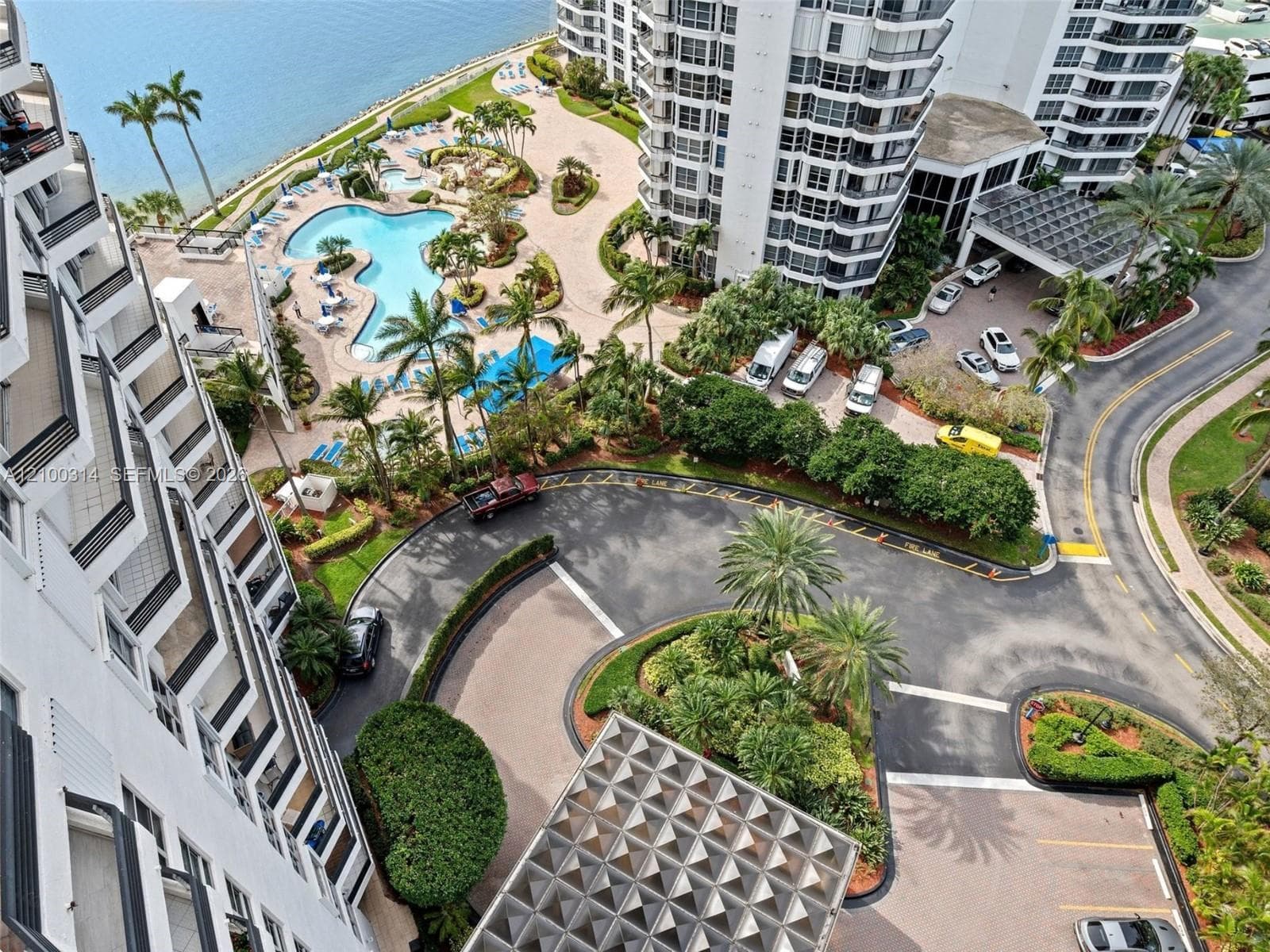 Mystic Pointe Tower 100 · #1704 in Aventura - Photo 14