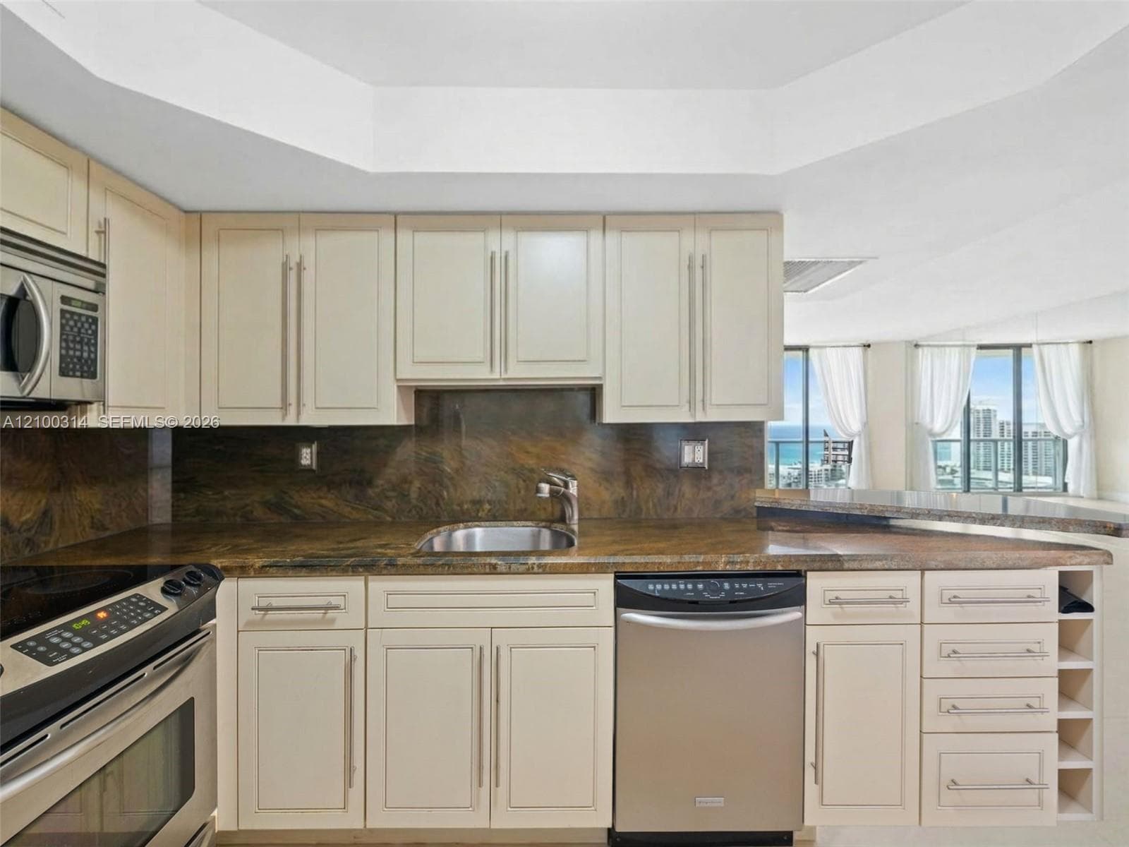 Mystic Pointe Tower 100 · #1704 in Aventura - Photo 15