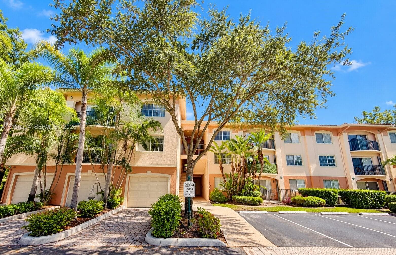 VILLAGE EAST · #302 in Fort Lauderdale - Photo 28