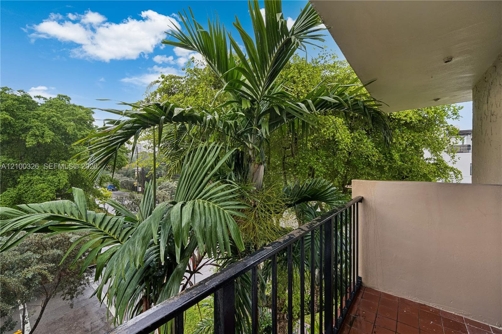 IONIAN PLAZA CONDO · #402 in Coral Gables - Photo 2