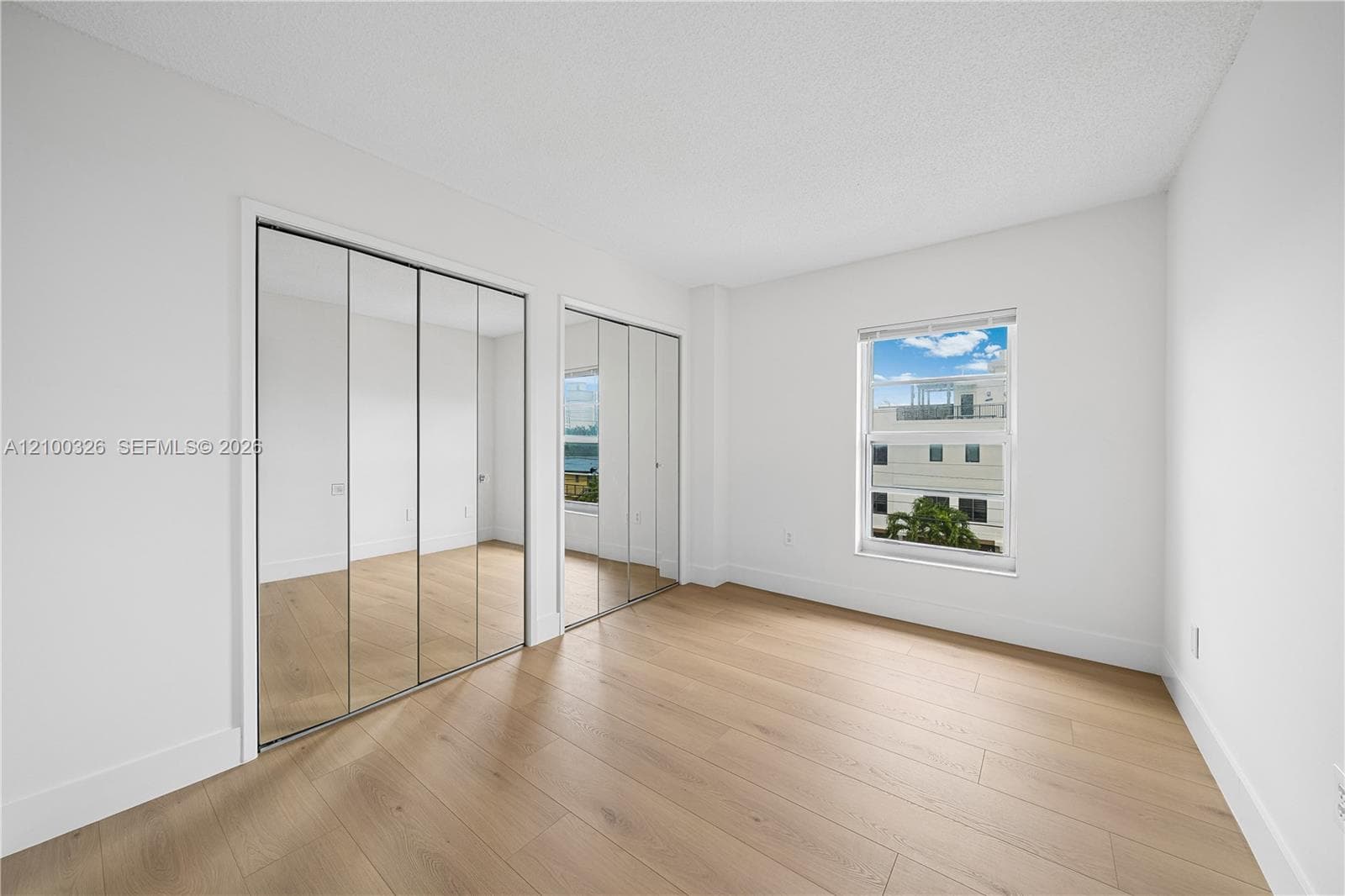 IONIAN PLAZA CONDO · #402 in Coral Gables - Photo 4
