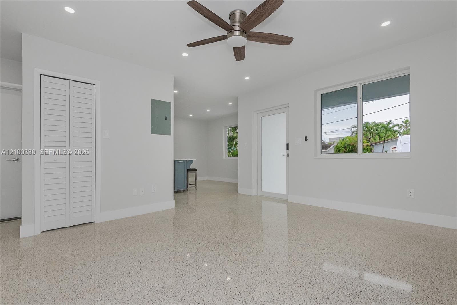 1023 SW 11th St #1023 photo 9