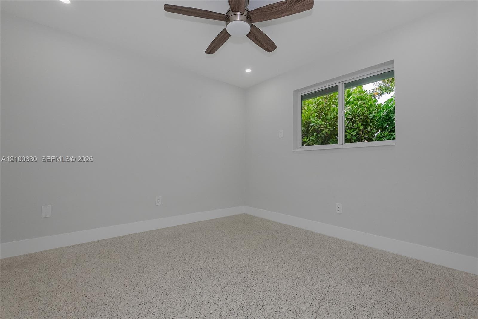 1023 SW 11th St #1023 photo 11