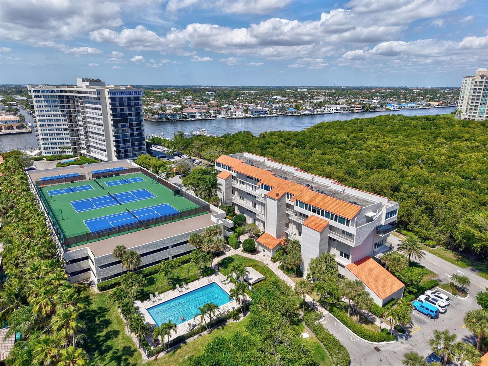 Tennis, Tropics, & Turquoise Waters
