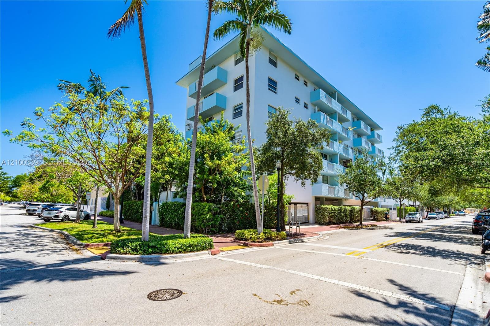 JEFFERSON MANOR CONDO · #4A in Miami Beach - Photo 4