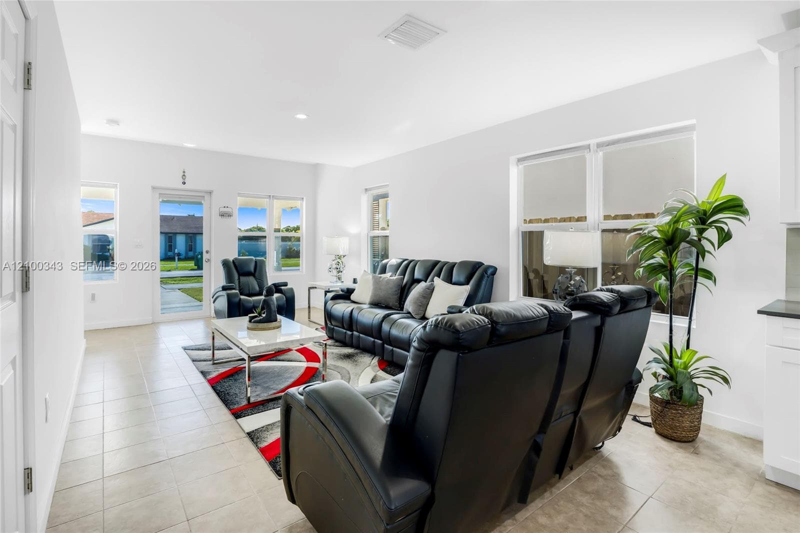 17970 SW 105th Ave photo 6
