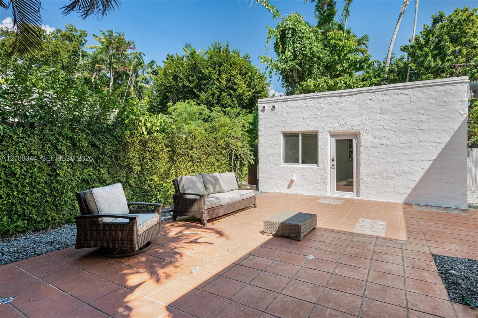 1209 La Mancha Ave photo 33