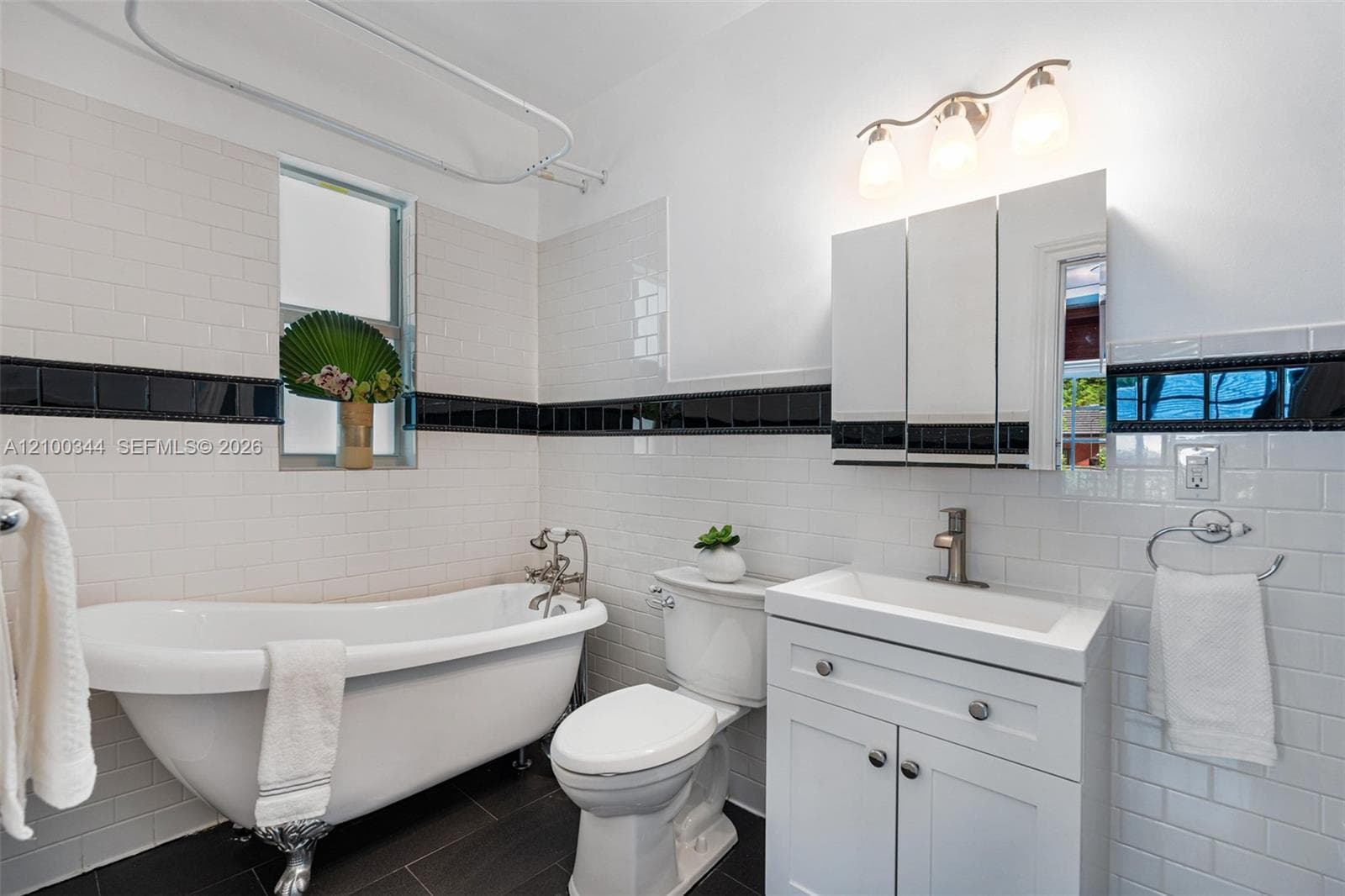 1209 La Mancha Ave photo 18