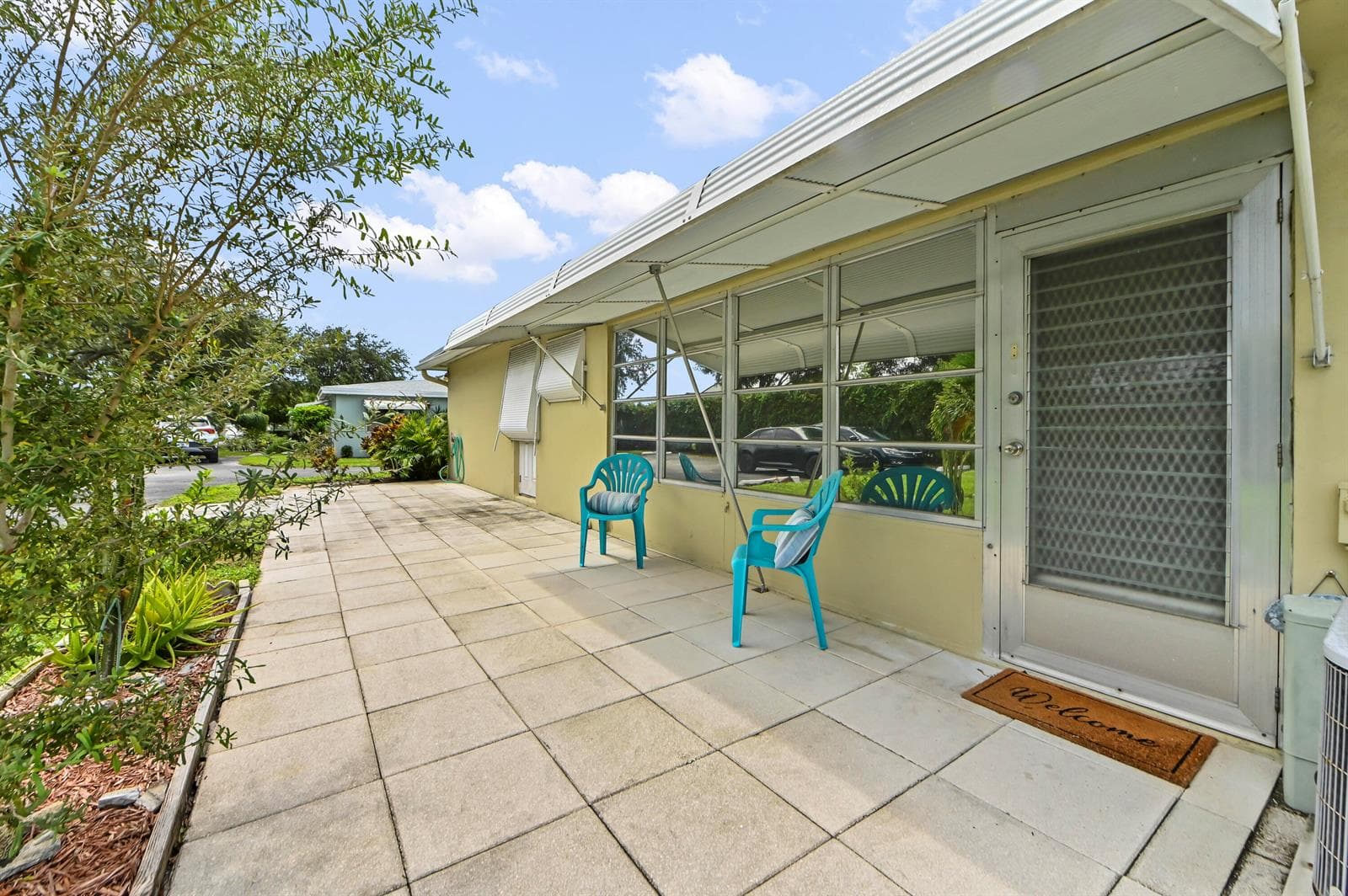 26 patio 01