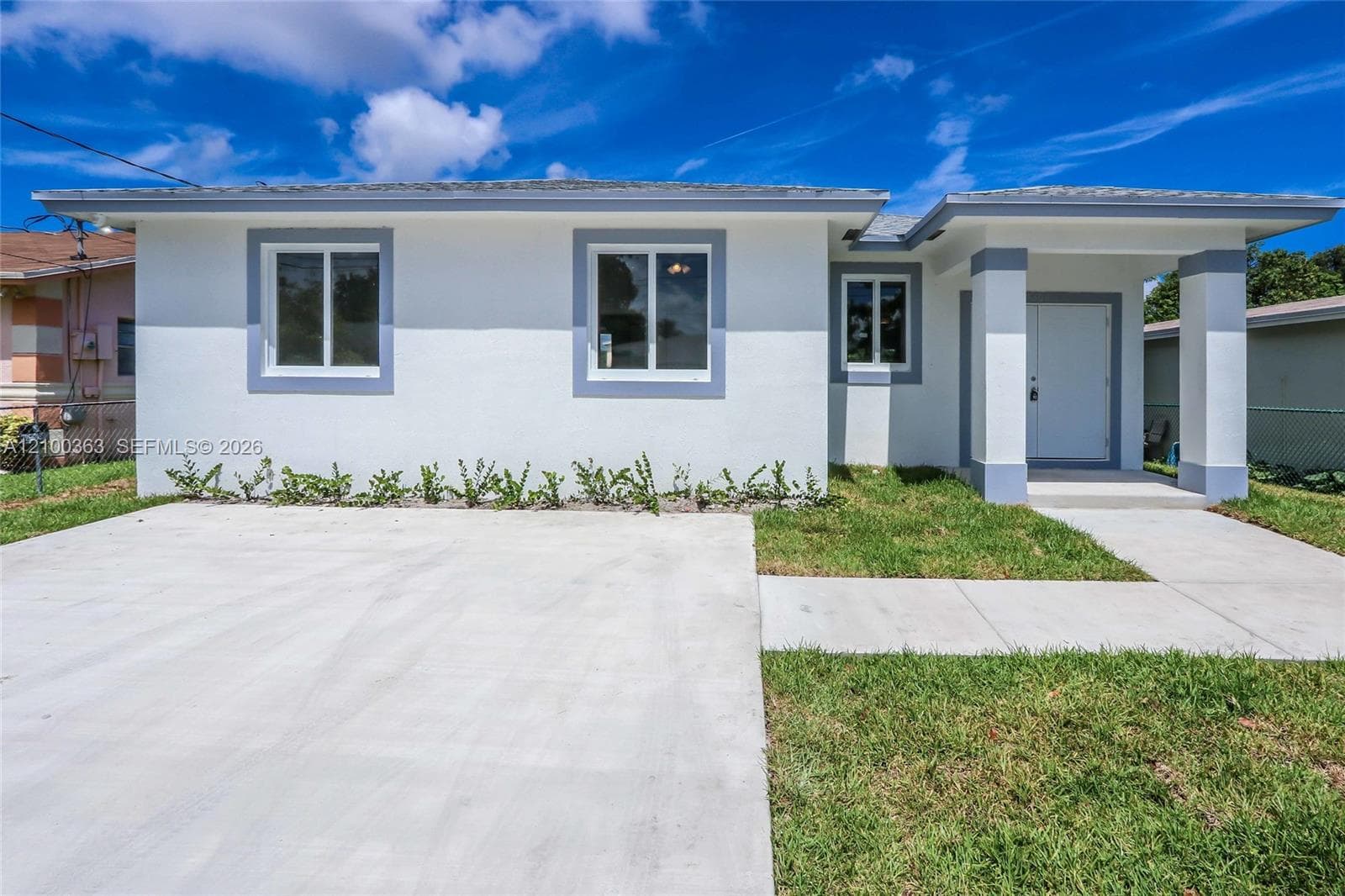 806 NW 5th Ave photo 3