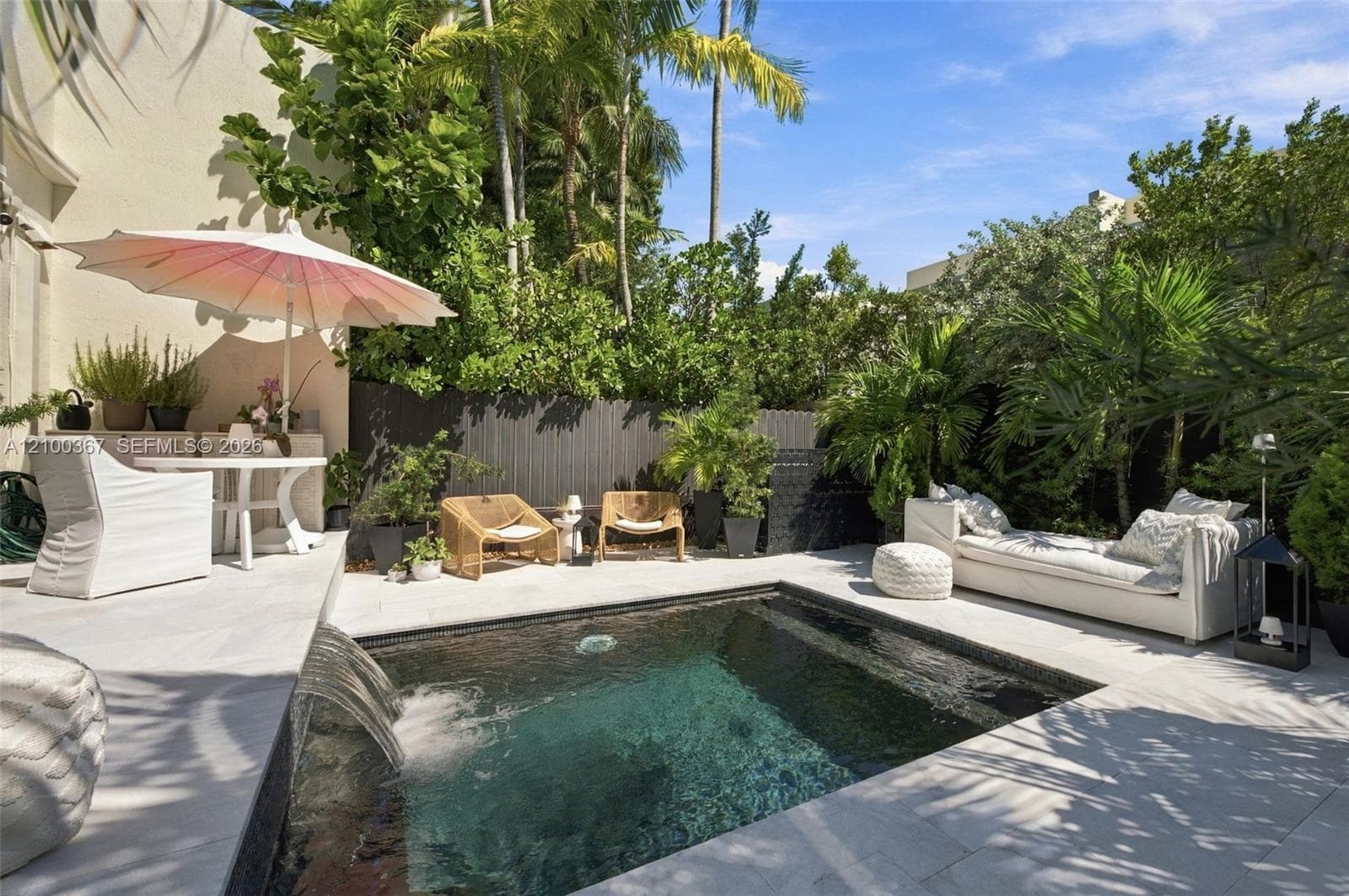 Pool/Patio
