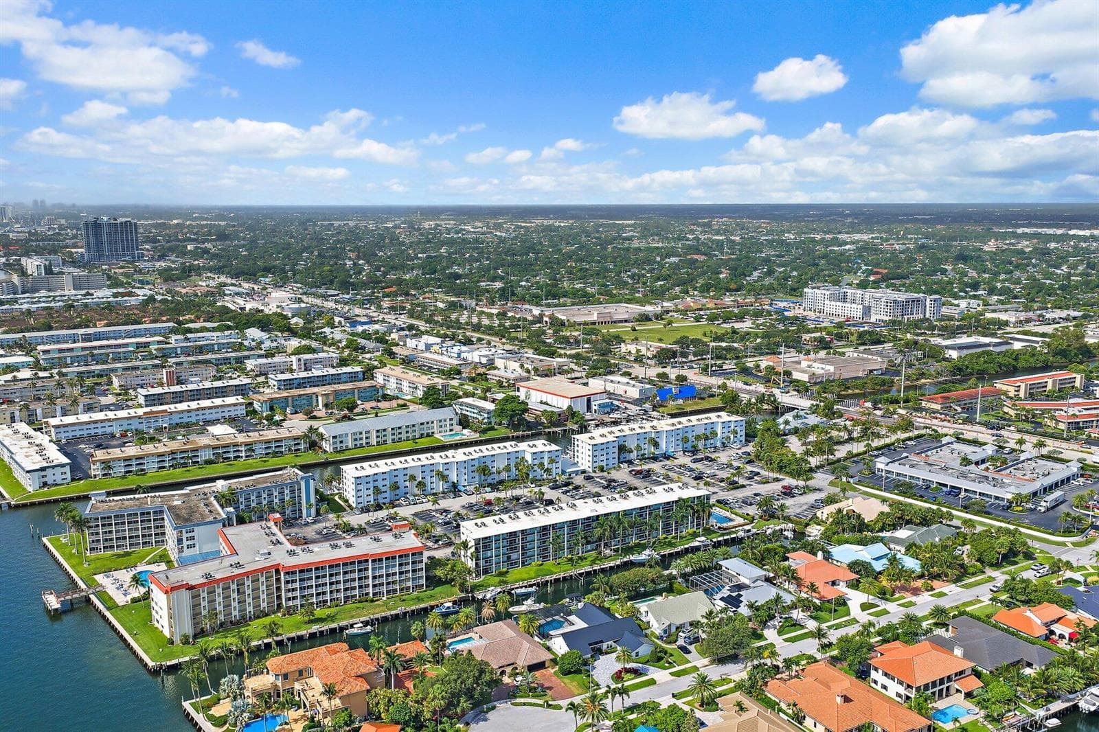008-100ParadiseHarbourBoulevard-NorthPal