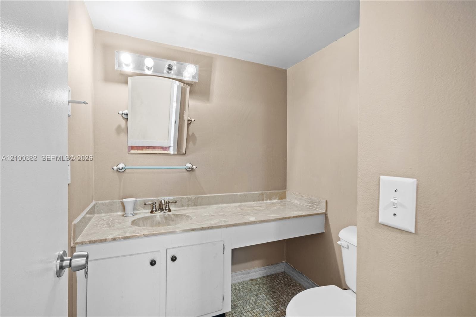 OLYMPUS CONDO · #517 in Hallandale Beach - Photo 16