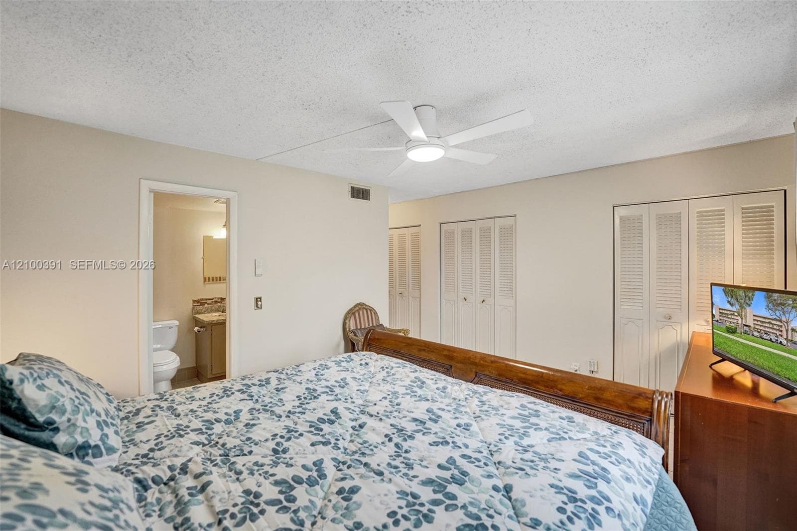 MEADOWBROOK LAKES CONDO · #204 in Dania Beach - Photo 16