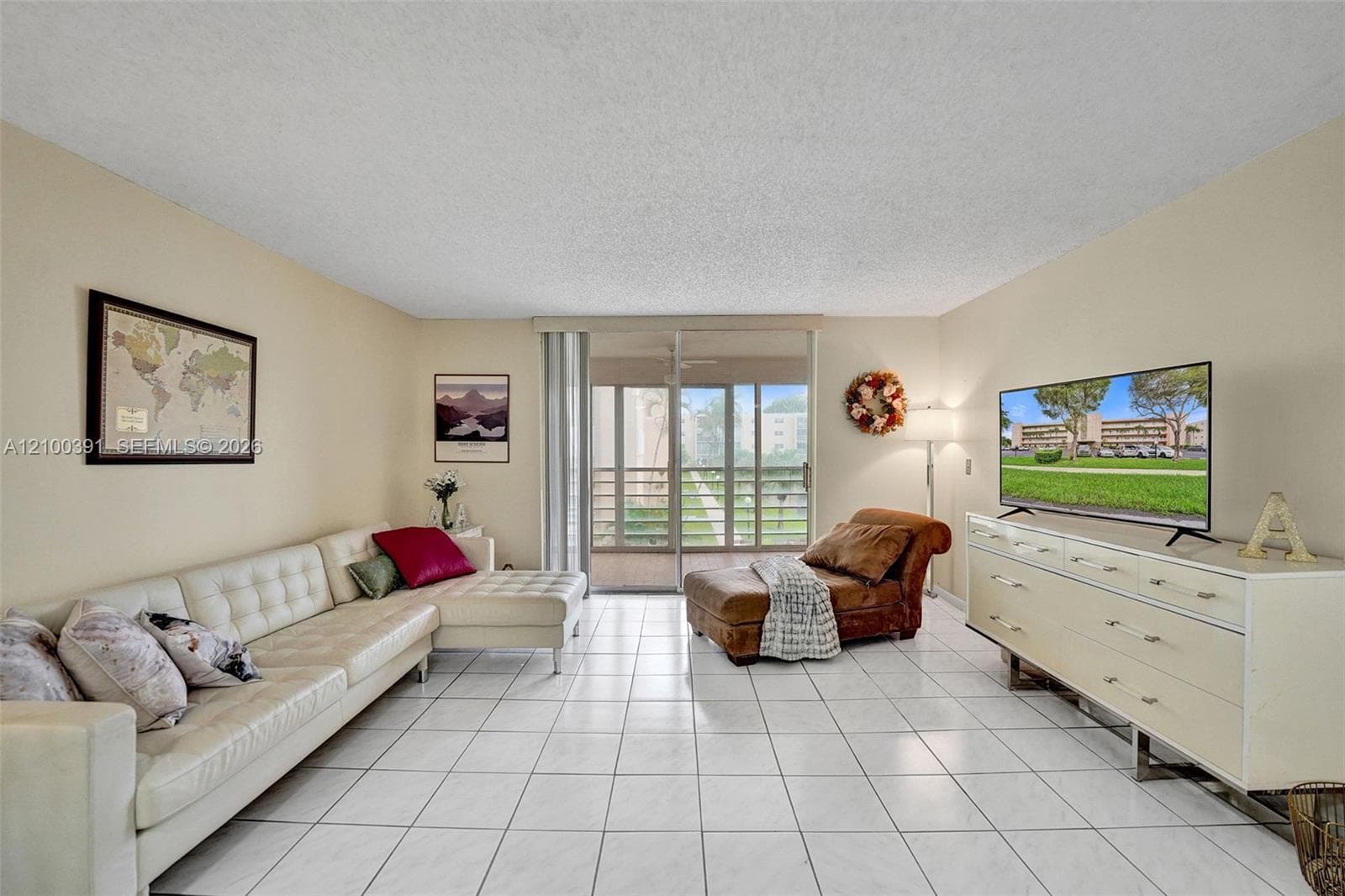 MEADOWBROOK LAKES CONDO · #204 in Dania Beach - Photo 10