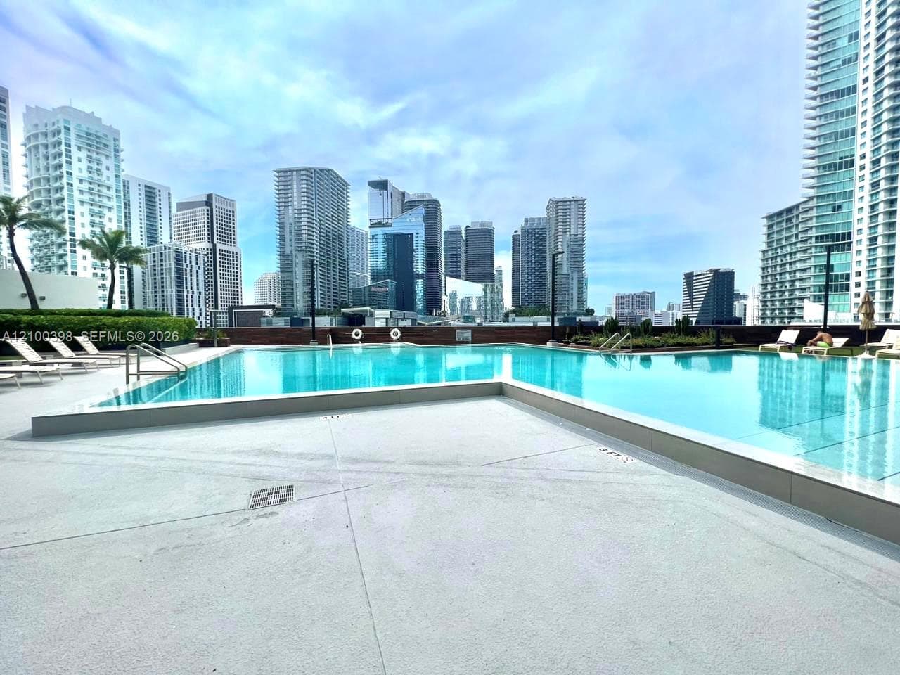 Wind at Riverfront · #1502 in Miami - Photo 21