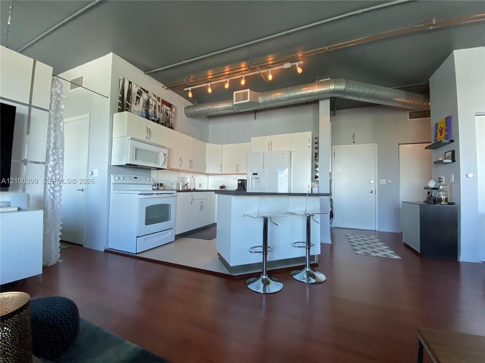 NEO CONDO · #1513 in Miami - Photo 9