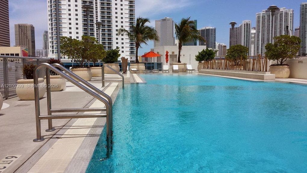 NEO CONDO · #1513 in Miami - Photo 19