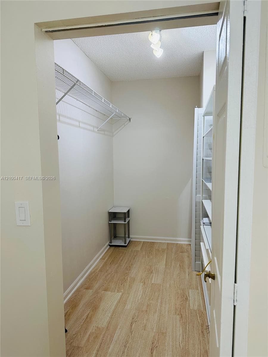 Porto Bellagio · #2319 in Sunny Isles Beach - Photo 16