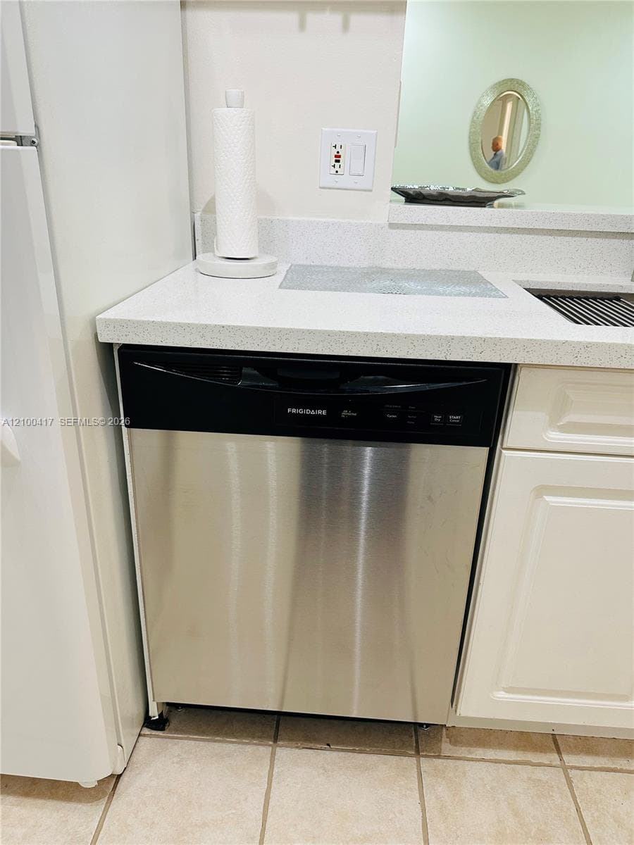 Porto Bellagio · #2319 in Sunny Isles Beach - Photo 24